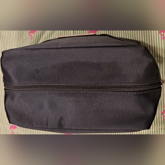 Bulgari Parfum Grey Unisex Toiletry Travel Shave Cosmetic Makeup Beauty Bag - Picture 3 of 6